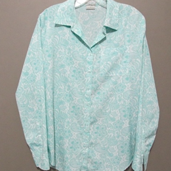 VanHeusen Studio Long-sleeved Blouse, Size M - Picture 2 of 8